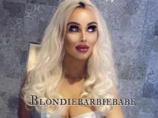 Blondiebarbiebabe